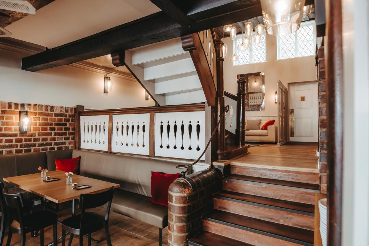 Hotel Zum Heidkrug & Cafe Lil Линебург Экстерьер фото
